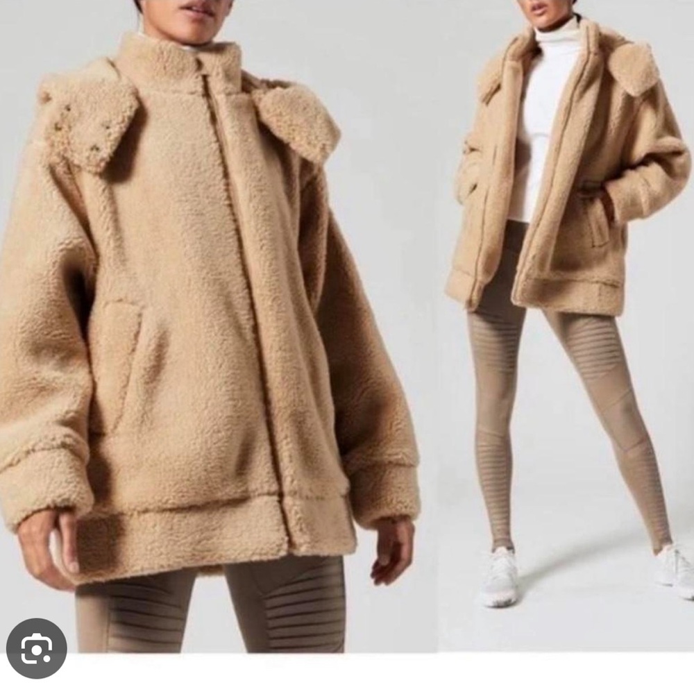 ***on hold*** Alo Yoga- Norte Sherpa Coat Teddy Jacket in Camel